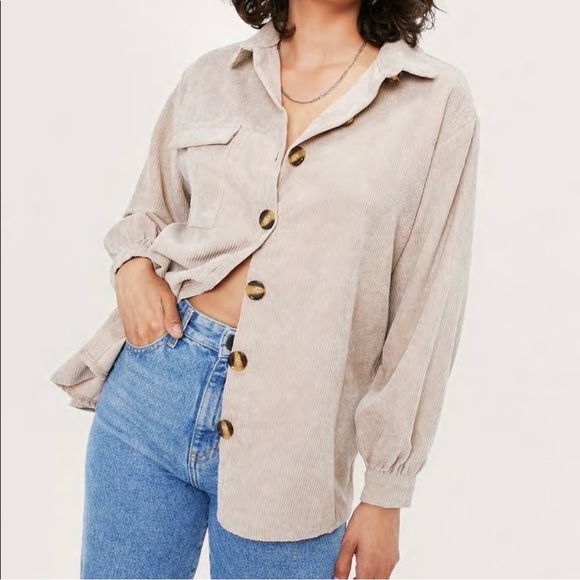 Nasty Gal Cream Corduroy Button Front Oversized Shirt Jacket Shacket Size 4 - Picture 2 of 10